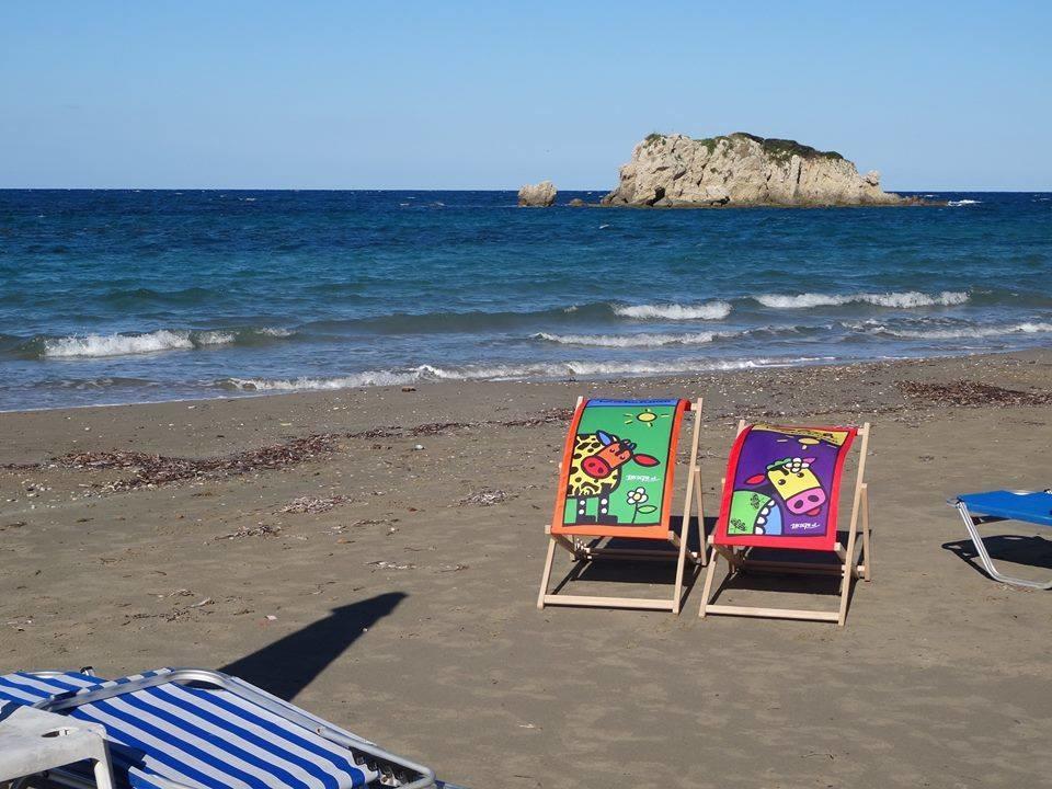 Christinas Apartments Agios Matthaios  Экстерьер фото